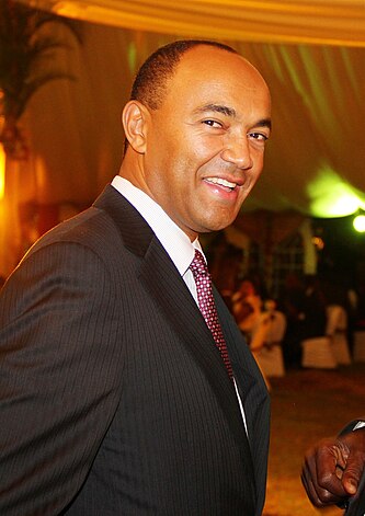 Peter Kenneth